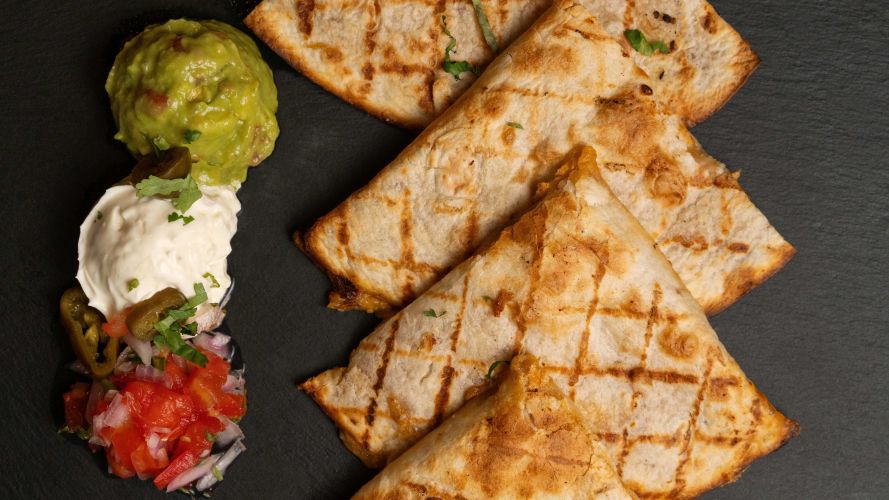 QUESADILLA DE CARNE